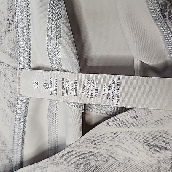 LULULEMON size 12 pace perfect crop light cast leggings - Picture 6 of 7